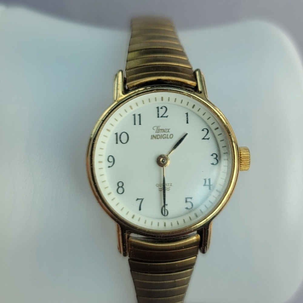 Timex Indiglo Womens Gold Tone Expansion Band Quartz Watch White Dial CR1216